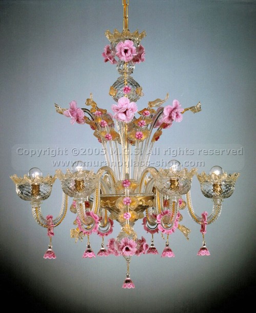 Lampadari di Murano serie 095, Lampadario in cristallo decorato oro e pasta rosa a sei luci.
