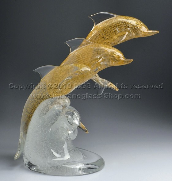 Tre delfini in oro, Tre delfini con decoro oro 24k