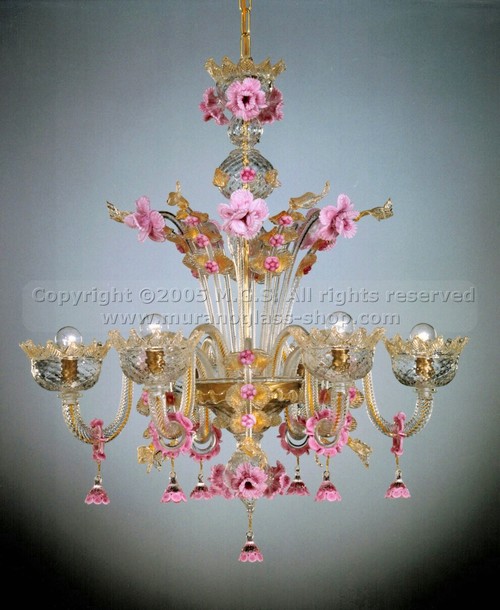 Lampadari di Murano serie 095, Lampadario in cristallo decorato oro e pasta rosa a sei luci.