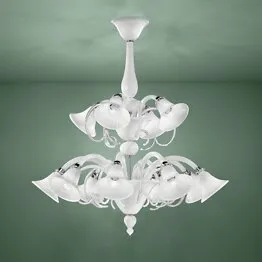 Lampadario in cristallo decoro oro a dodici luci