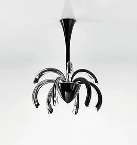 Lampadario moderno in cristallo e nero