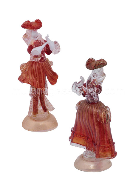 Figure veneziane, Figure veneziane in colore rosso ed oro