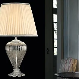 Lampada da tavolo in cristallo