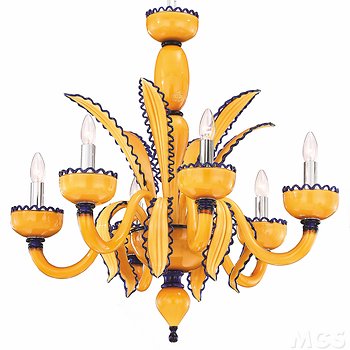 Lampadario colore giallo pasta e bordi esterni ad otto luci