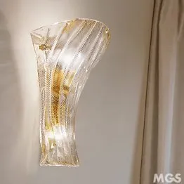 Applique in cristallo ed oro 24k