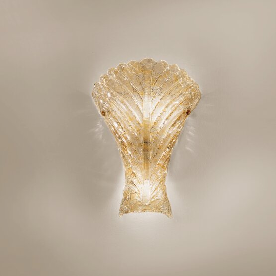 Applique Loredan, Applique in graniglia ambra