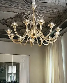 Lampadario a dodici luci in cristallo fumè