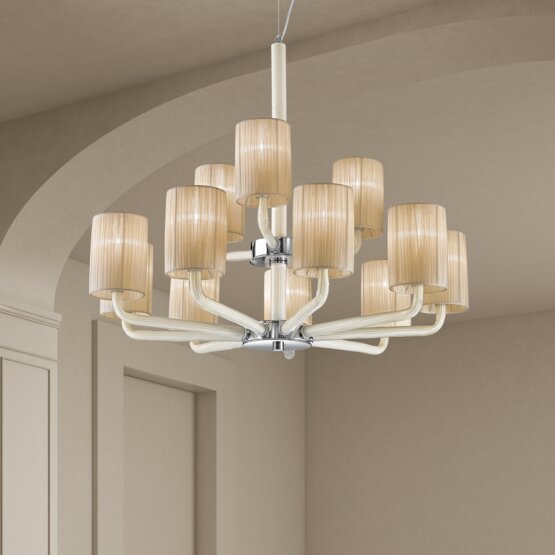 Lampadario Can Can, Lampadario con paralumi in bianco latte e avorio