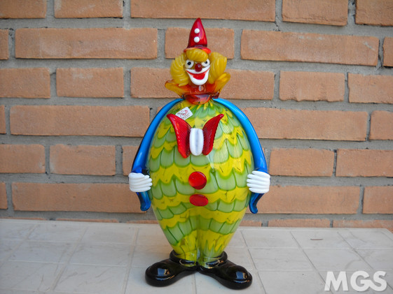 Clown capitalista grande, Clown capitalista grande fenicio