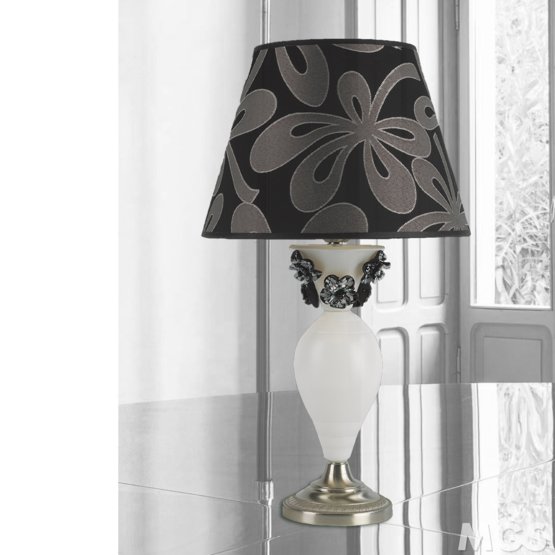 Lampada bianco e grigio, Lampada da tavolo