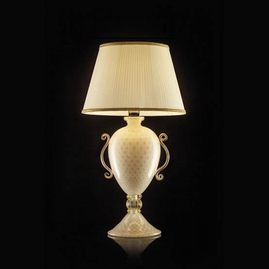 Lampada da tavolo Amateia, Lampada da tavolo in colore bianco oro con decori oro