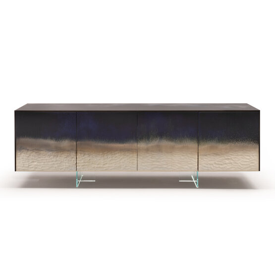 Credenza Frammenti, Credenza contemporanea artigianale dalle forme semplici