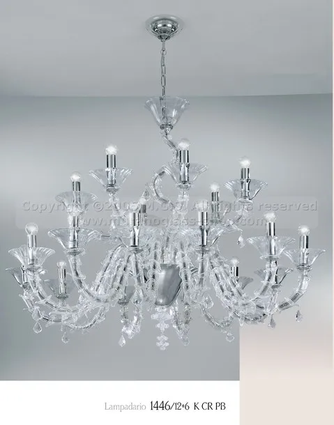 Lampadario 1446, Lampadario 12 + 6 luci in cristallo con pendagliera al piombo.