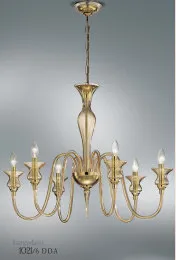 Lampadario a sei luci in cristallo con decoro ambra